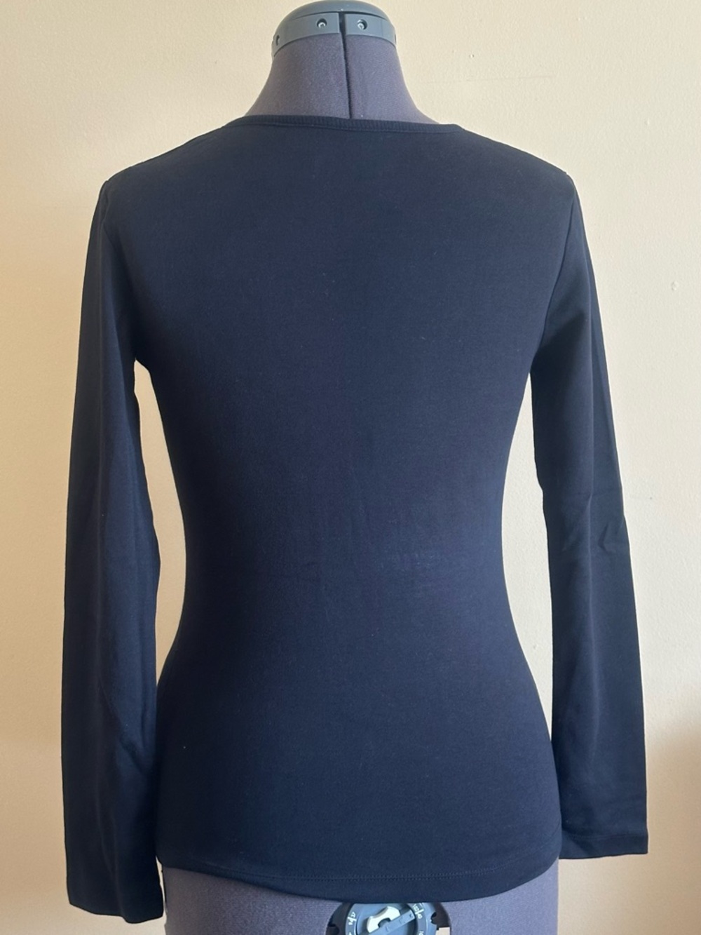 ♥️Ricki’s Black Long-Sleeve Top with Embellished Floral Design/ 100%Cotton - Picture 3 of 8